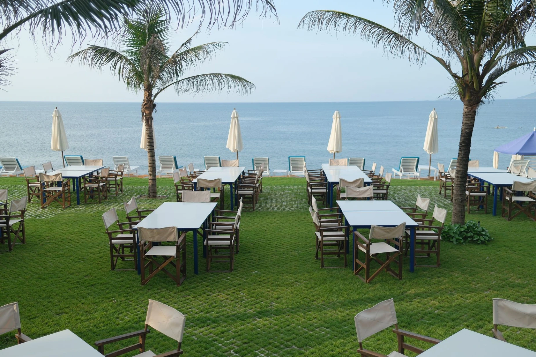 Breakfast Restaurants Before Golf Course In Hoi An - The Surf & Turf Restaurant